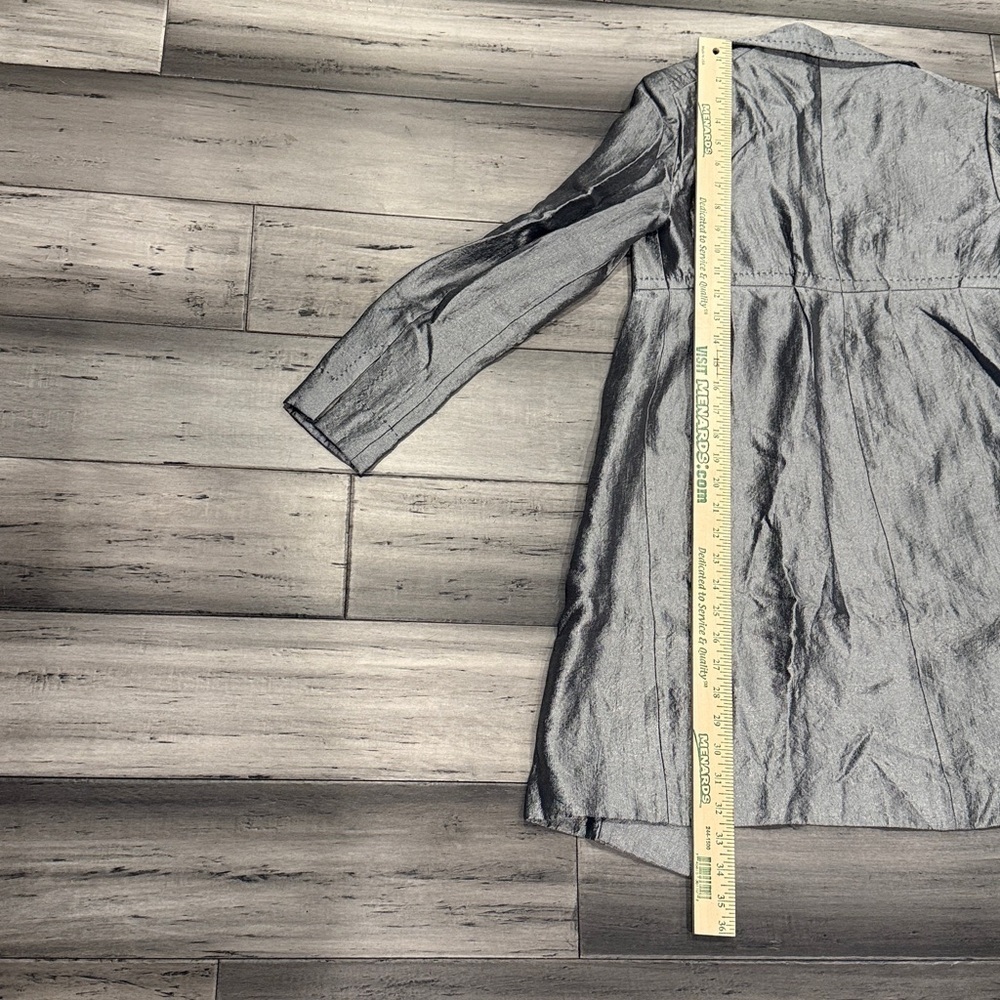 Semantiks Metallic Trench Coat - Picture 11 of 11